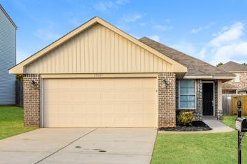 28065 CHASEBROOK DR HARVEST, AL 35749